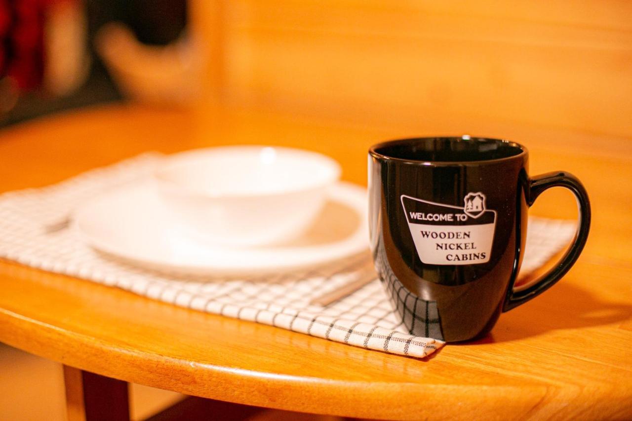 Cabin #4 The Wolves Den - Pet Friendly- Sleeps 6 - Playground & Game Room Payson Esterno foto